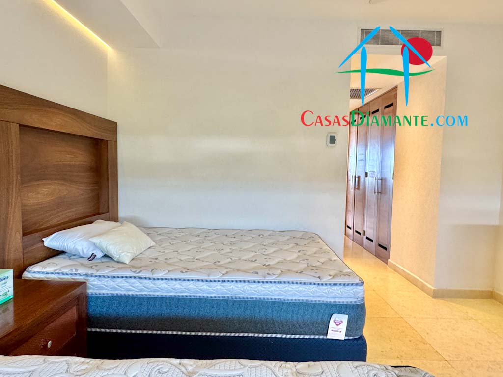 Playamar Tres Cantos T5 1001 - Recámara cuatro 4